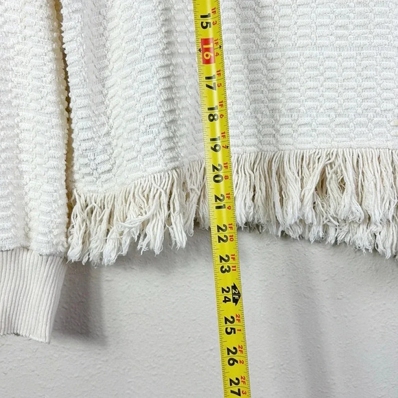 Zara Fringe Knit Pullover Sweater in off white creamish color size XS - Picture 8 of 9